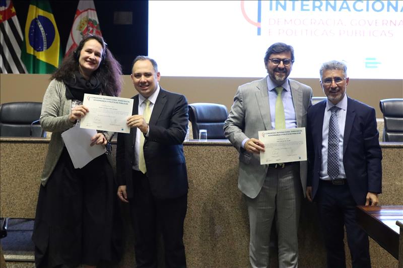 entrega-certificados-1.jpg